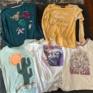 Girls 10/12 shirts 2 long sleeve 3 short sleeve